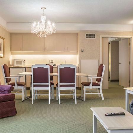 Clarion Hotel & Conference Centre Форт-Эри Экстерьер фото