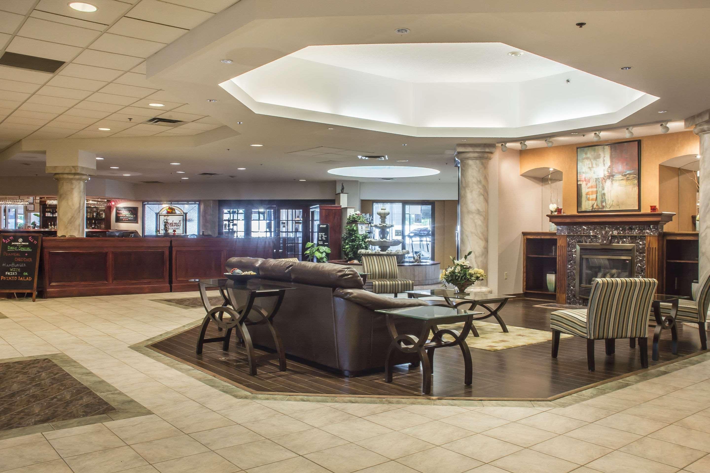 Clarion Hotel & Conference Centre Форт-Эри Экстерьер фото